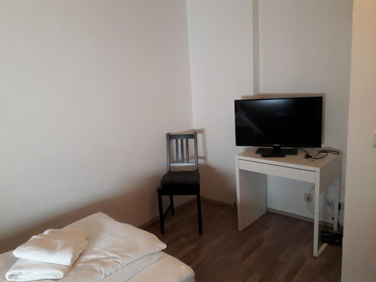 Ferienwohnungen Haus Scheidter 42 Саарбрюккен Экстерьер фото